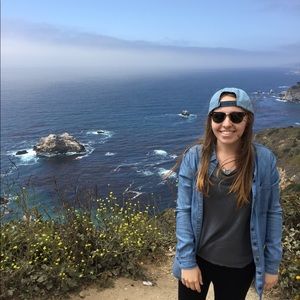 Meet your Posher, Alana